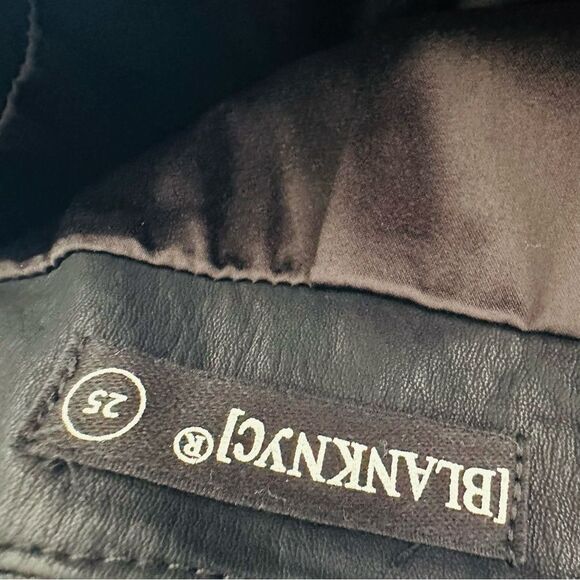 Blank NYC Black Vegan Leather Skirt Size 25 - Picture 3 of 3